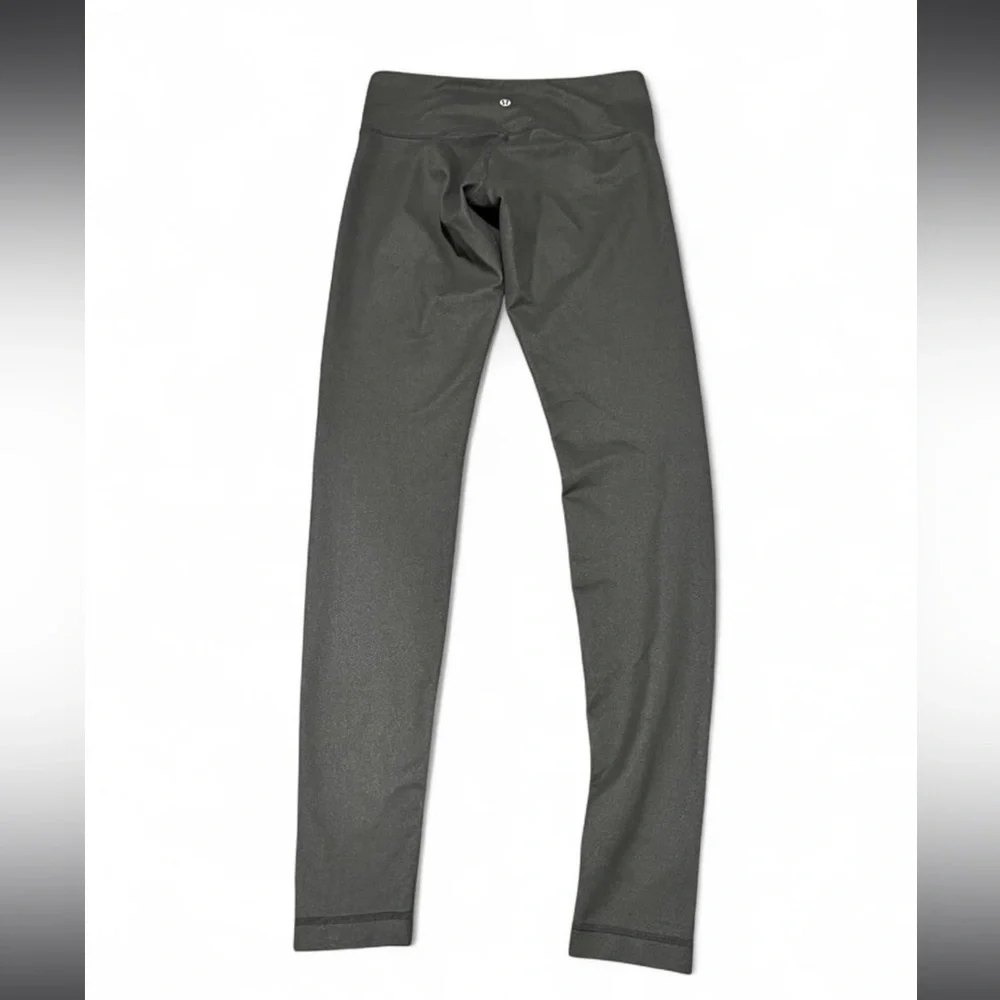 Lululemon Leggings in green/grey color